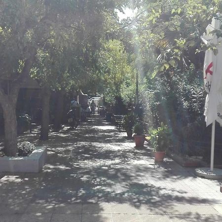 Just 9 Min From Acropolis Apartment Athens Ngoại thất bức ảnh