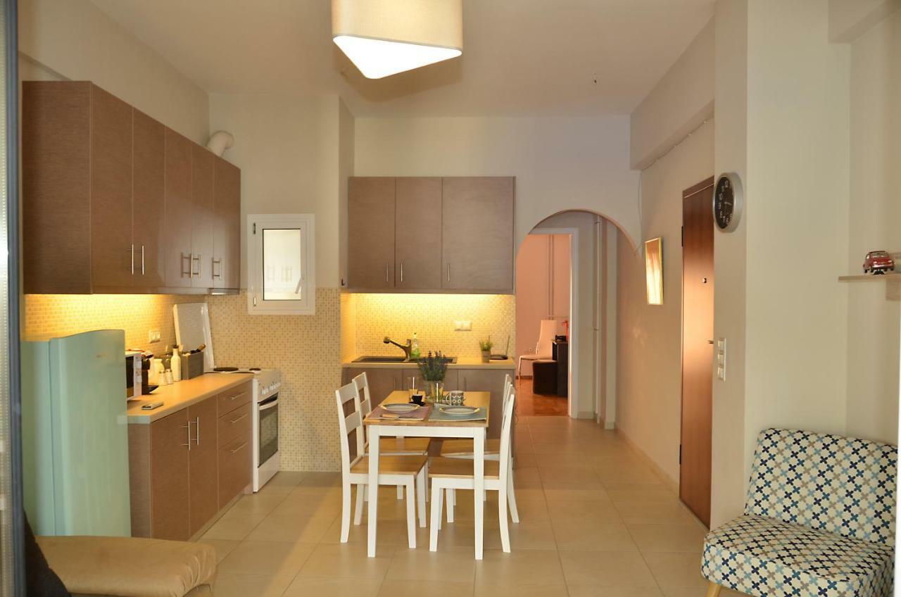 Just 9 Min From Acropolis Apartment Athens Ngoại thất bức ảnh