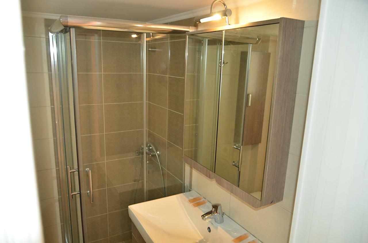 Just 9 Min From Acropolis Apartment Athens Ngoại thất bức ảnh