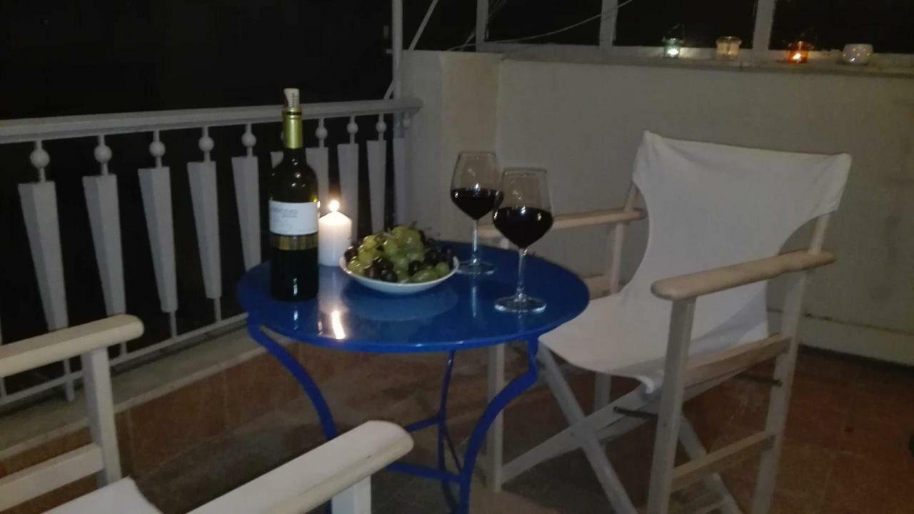 Just 9 Min From Acropolis Apartment Athens Ngoại thất bức ảnh